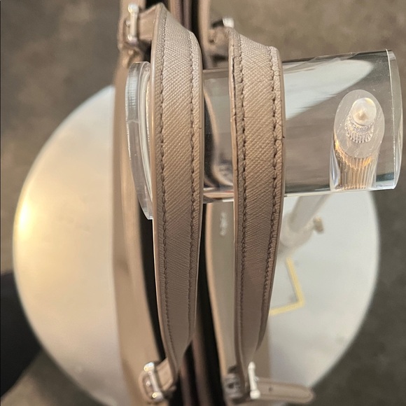 Tory Burch York Buckle Tote Bag in Saffiano Leather and a Grey/Taupe Color Purse - Picture 3 of 14